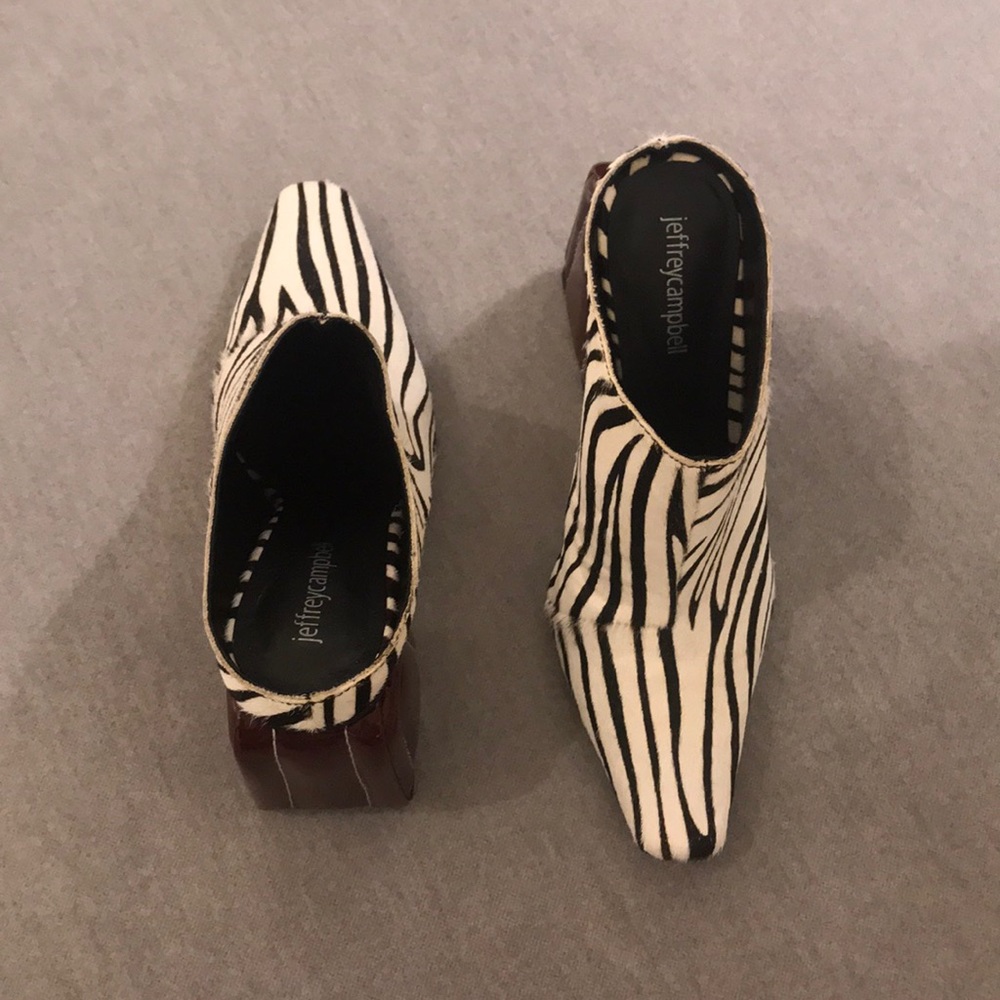 Zebra block patent leather heel
